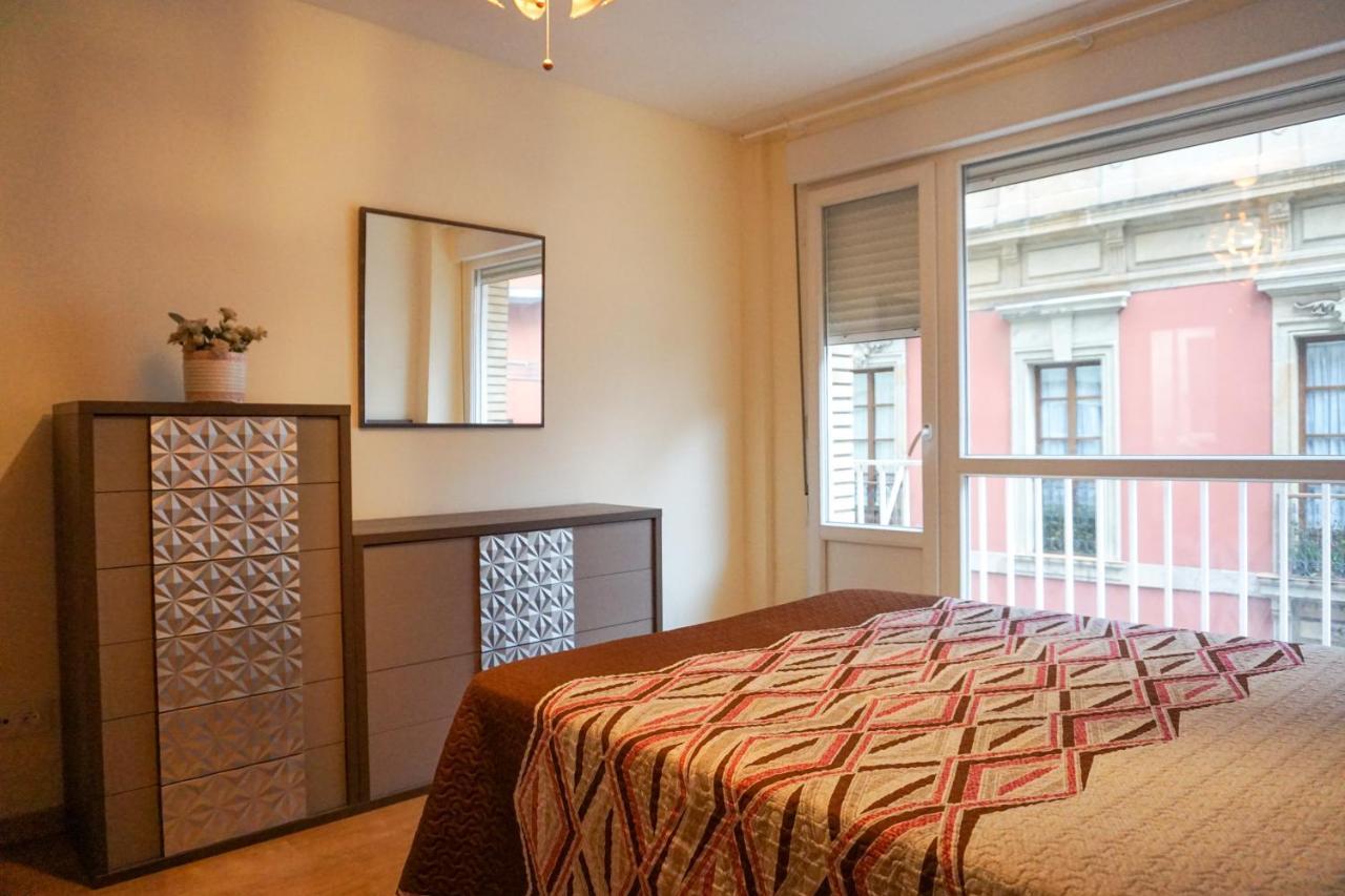 Apartamento Centrico Y Proximo A La Playa Apartment Gijon Bagian luar foto